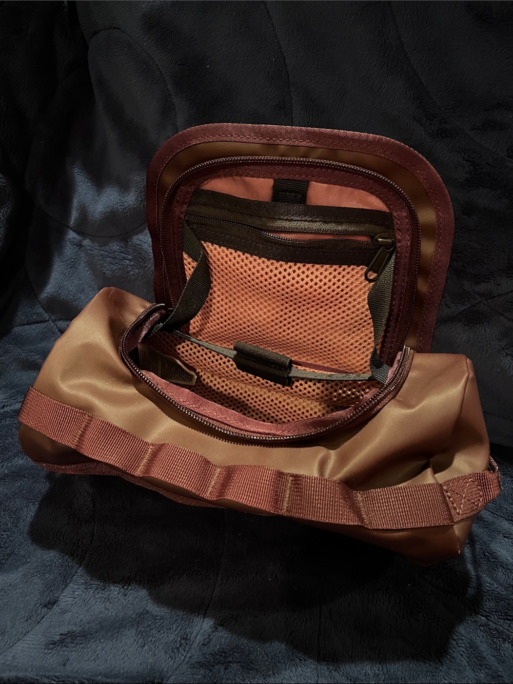 The North Face Base Camp Travel Canister in mesa rose/maroon - Picture 2 of 6